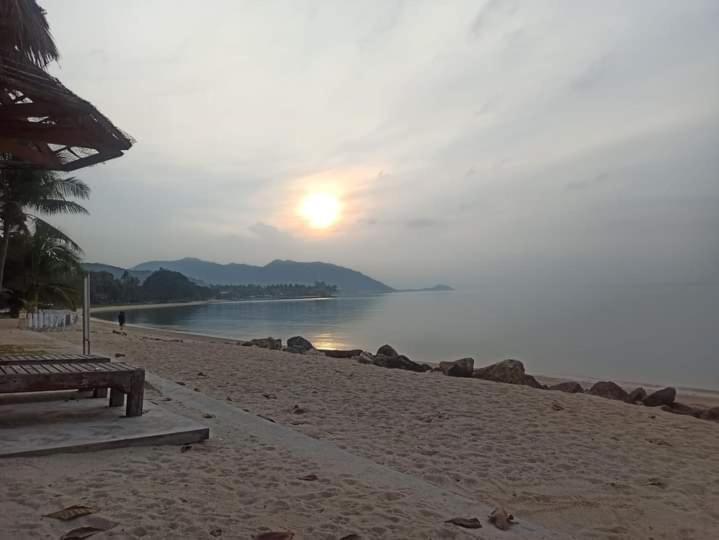 Tropicana Khophagan Resort Hotel 통살라 외부 사진